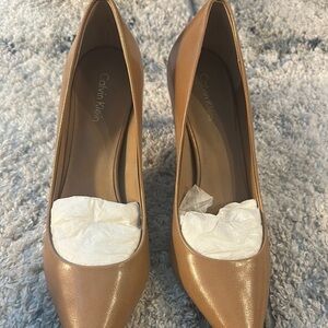 Calvin Klein Women's Tan Pumps